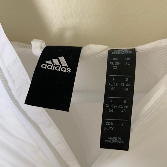 vintage adidas windbreaker - Picture 2 of 4